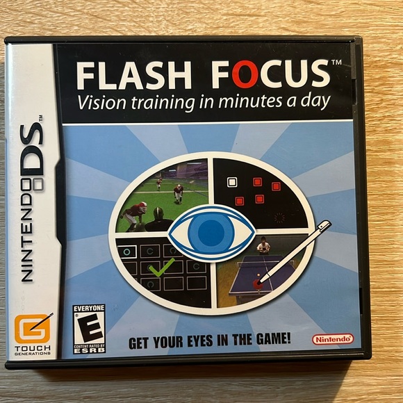 Nintendo Flash Focus Vision training in minutes a day w/ Case - Picture 1 of 5
